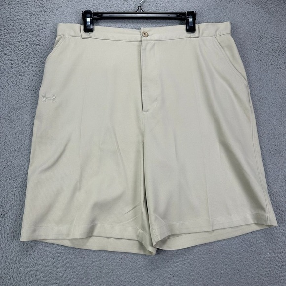 Under Armour Mens Chino Golf Shorts 36 Beige Flat Front Pockets Athletic‎ Logo - Picture 1 of 8